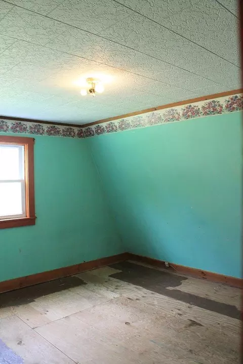 Bedroom - 4 True Rd, Clinton, ME 04927 photo 1 of 5