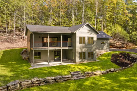 99 Delwin Dr, North Yarmouth, ME 04097