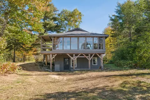 347 S Main St, Morrill, ME 04952