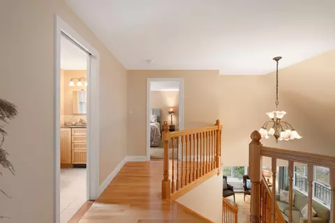 Entry Way - 2 Aspen Rdg, Raymond, ME 04071 photo 4 of 6