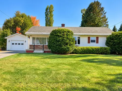 96 Fleetwood St, Presque Isle, ME 04769