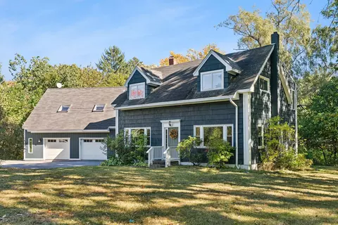 48 W Kidder St, Portland, ME 04103