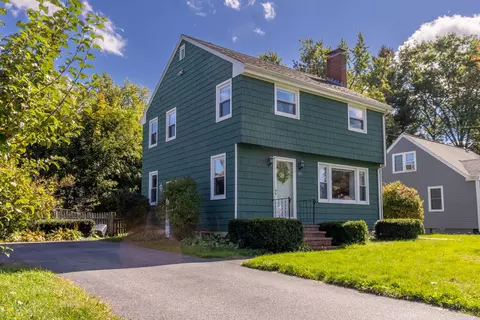 89 Dorset St, Portland, ME 04102