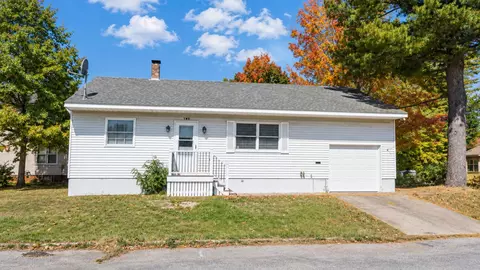 2 Knight St, Sanford, ME 04073