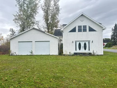 460 Main St, Grand Isle, ME 04746