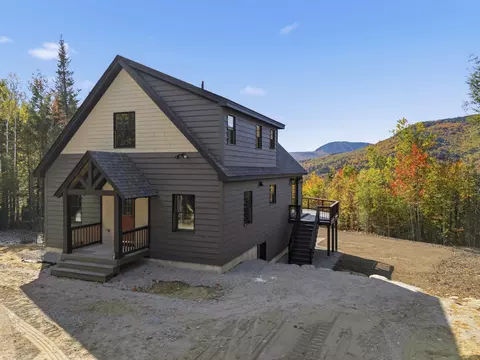 46 First St, Bethel, ME 04217