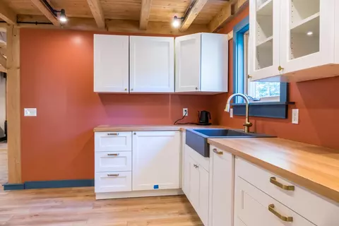 Kitchen - 15 Rays Dr, Woolwich, ME 04579 photo 5 of 8