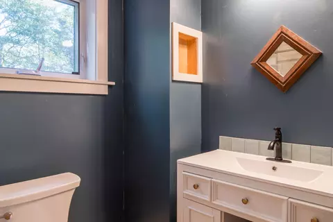 Bath - 15 Rays Dr, Woolwich, ME 04579 photo 1 of 4