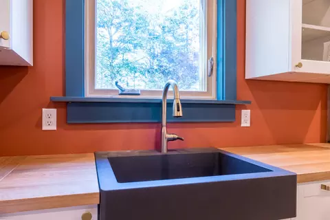 Kitchen - 15 Rays Dr, Woolwich, ME 04579 photo 7 of 8