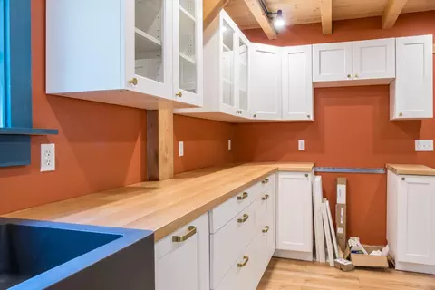 Kitchen - 15 Rays Dr, Woolwich, ME 04579 photo 8 of 8