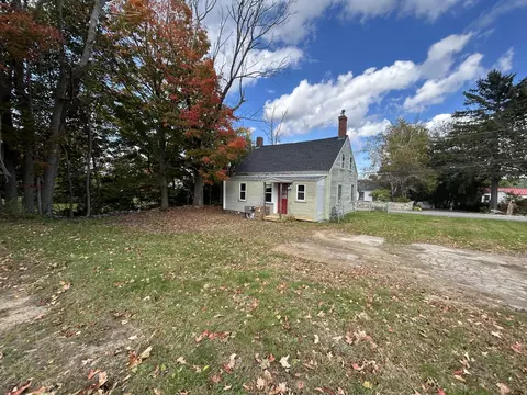 165 Rogers Rd, Kittery, ME 03904