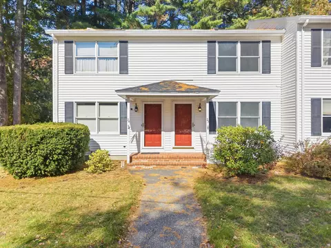 23 Oakwood Ter #23, Brunswick, ME 04011