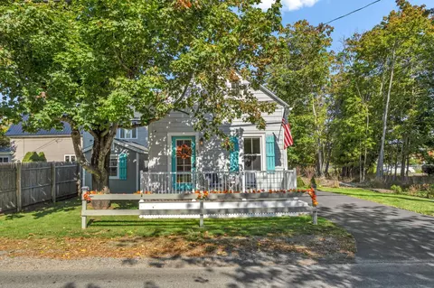45 Cromwell Harbor Rd, Bar Harbor, ME 04609