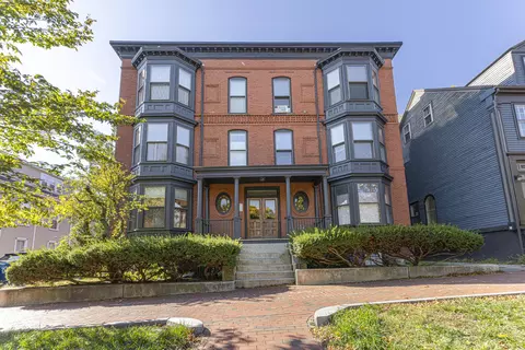 48 State St #2, Portland, ME 04101
