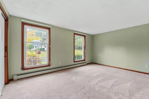 Living - 29 Ivanhoe Dr, Topsham, ME 04086 photo 4 of 4