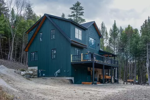 225 Mountain Valley Extension Rd, Bethel, ME 04217