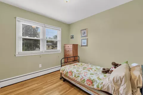 Bedroom - 49 Juniper St, Bangor, ME 04401 photo 3 of 7