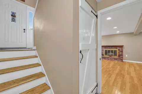 Entry Way - 49 Juniper St, Bangor, ME 04401 photo 9 of 9