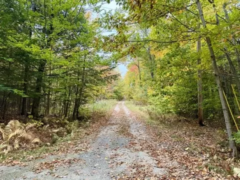 20 Kittridge Brook Rd, West Paris, ME 04289