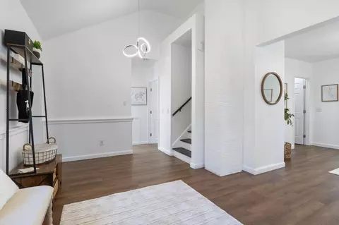 Entry Way - 10 Old Orchard Rd, Gorham, ME 04038 photo 5 of 8