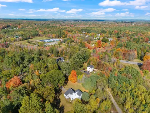 View/Area - 10 Old Orchard Rd, Gorham, ME 04038 photo 6 of 8