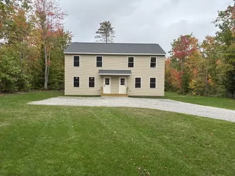 33 Sand Pond Rd, Baldwin, ME 04024