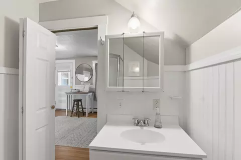Bath - 72 Webber Ave, Lewiston, ME 04240 photo 4 of 4