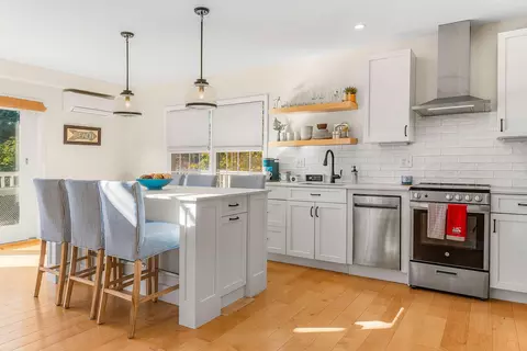 Kitchen - 327 Shore Rd #3, Ogunquit, ME 03907 photo 2 of 3