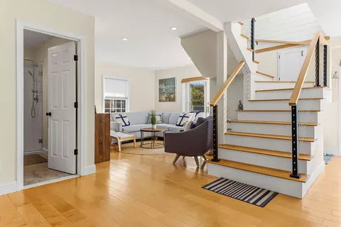 Entry Way - 327 Shore Rd #3, Ogunquit, ME 03907 photo 2 of 3