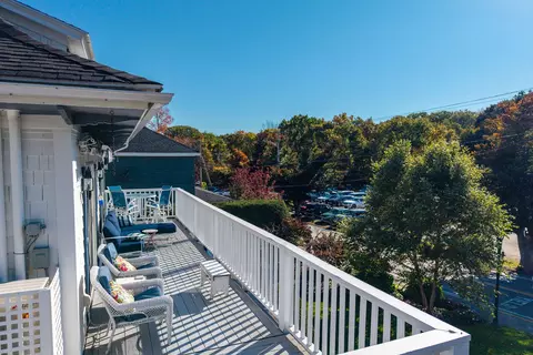 Exterior - 327 Shore Rd #3, Ogunquit, ME 03907 photo 8 of 9