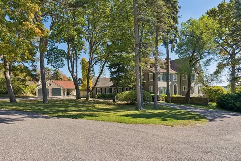 17 Winslow Homer Rd, Scarborough, ME 04074