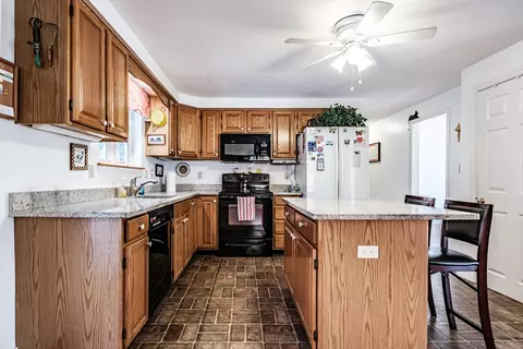 Kitchen - 111 Barstow Rd, Gorham, ME 04038 photo 3 of 6