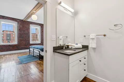 Bath - 2 Main St #15-311, Biddeford, ME 04005 photo 2 of 3