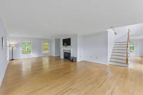 Living - 33 Herbert Dr, Phippsburg, ME 04562 photo 4 of 8