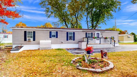 60 Mount Hope Ave #17, Lewiston, ME 04240