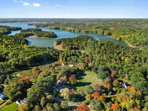 935 Dutch Neck Rd, Waldoboro, ME 04572