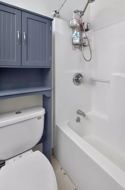 Bath - 4054 Union St, Levant, ME 04456 photo 5 of 6