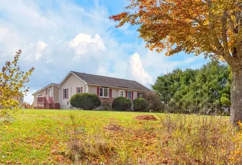 Exterior - 4054 Union St, Levant, ME 04456 photo 7 of 8