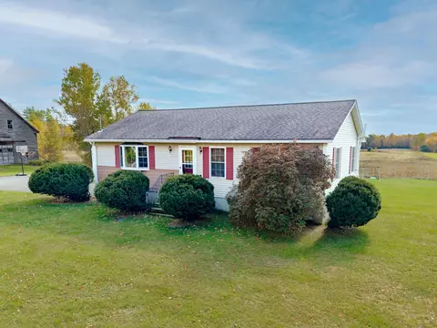 Exterior - 4054 Union St, Levant, ME 04456 photo 6 of 8