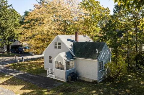 120 Summit St, Portland, ME 04103