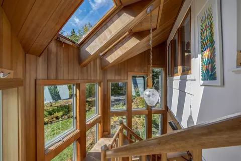Entry Way - 436 Flye Point Rd, Brooklin, ME 04616 photo 3 of 11