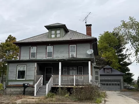 68 School St, Sanford, ME 04073