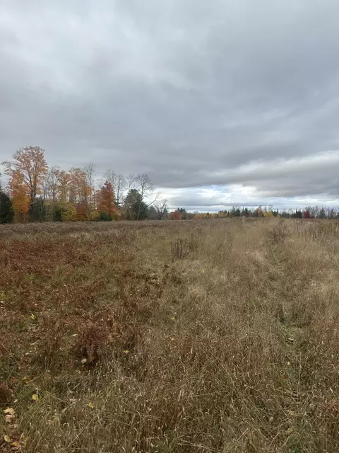 72 Mcquilkin Rd, Solon, ME 04979 photo 3