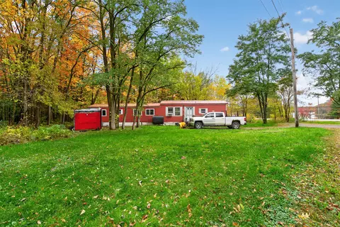 3 Hanscom Dr, Milford, ME 04461