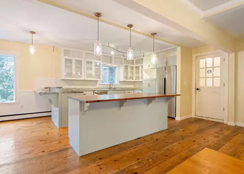 Kitchen - 10 Durham Rd, Freeport, ME 04032 photo 1 of 9