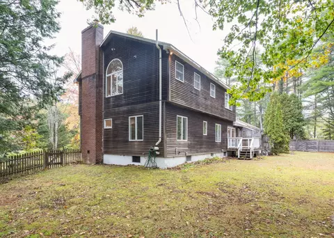 Exterior - 10 Durham Rd, Freeport, ME 04032 photo 8 of 15