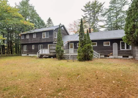 Exterior - 10 Durham Rd, Freeport, ME 04032 photo 5 of 15