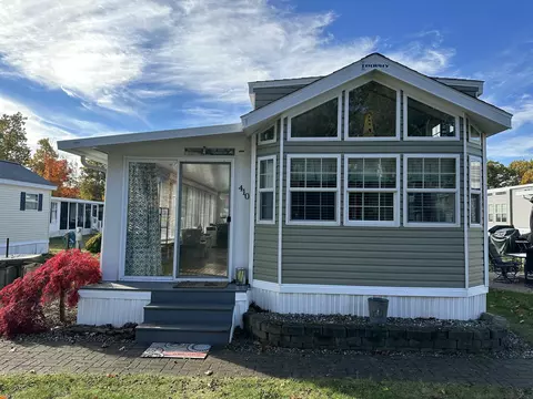 23 College Dr #410, Wells, ME 04090