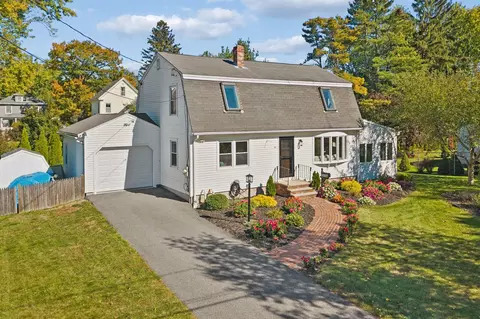 40 Austin St, Portland, ME 04103