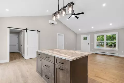 Entry Way - 1106 Meadow Rd, Casco, ME 04015 photo 3 of 6